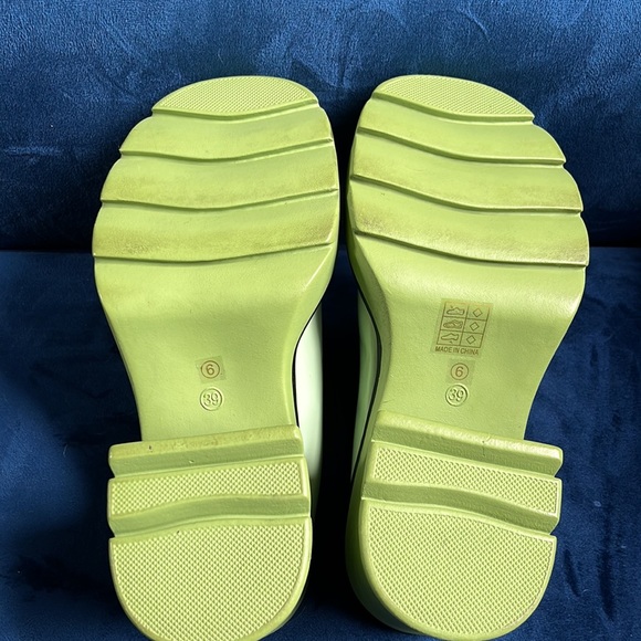 Retro 90s heeled mules, rubber chunky heel Y2K - Picture 6 of 6